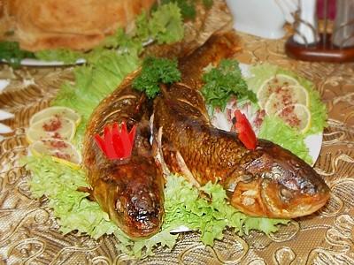 Stuffed fish in Azerbaijani style