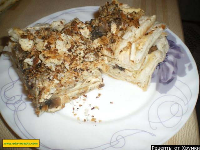 Napoleon snack cake with champignons