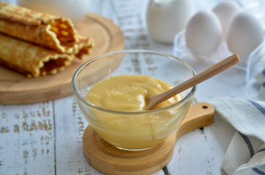 Dough for waffle tubes in an electric waffle iron