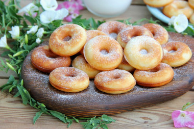 Cottage cheese donuts in multipecare