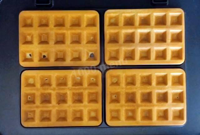 Belgian waffles with protein
