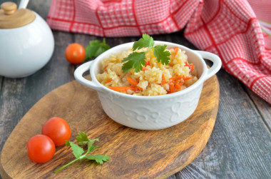 Vegetable pilaf with vegetables