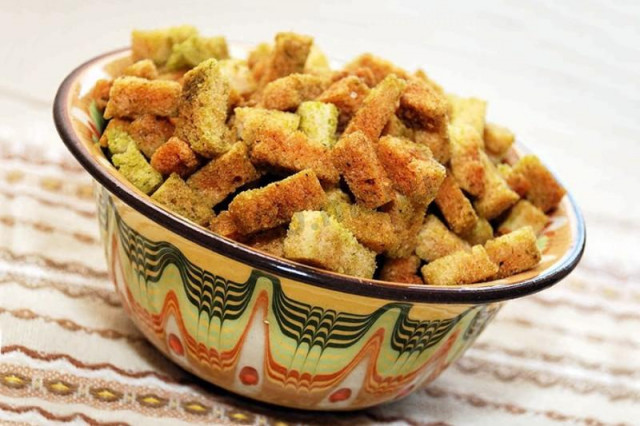 Breadcrumbs in the microwave from a loaf with greens