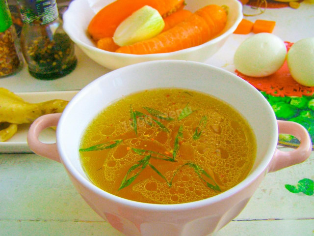 Chicken broth in a slow cooker