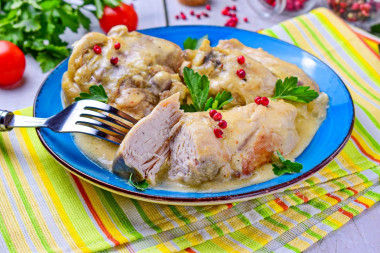 Chicken in cream sauce in a slow cooker