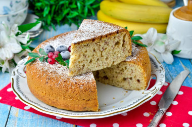 Banana pie in a slow cooker