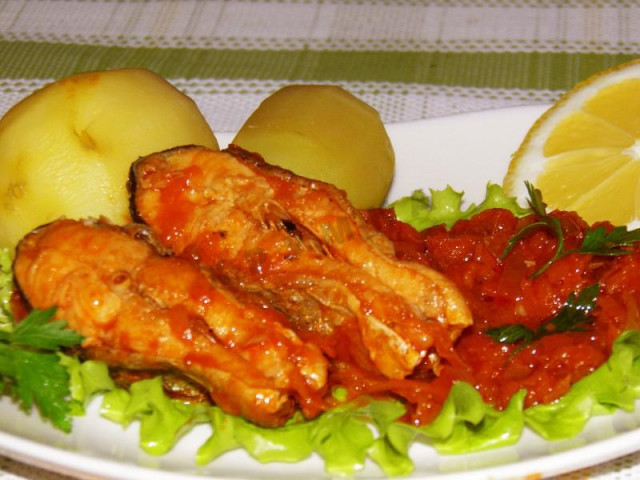 Fish in a marinade in slow cooker