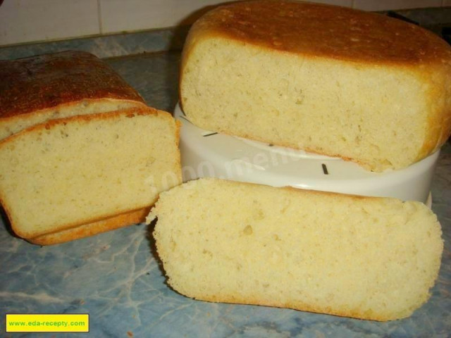 White bread in a slow cooker and oven