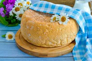 Homemade bread in slow cooker