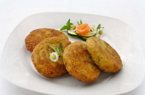 Fish fillet cutlets in a slow cooker