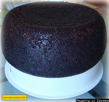 Chocolate sponge cake on boiling water in a slow cooker