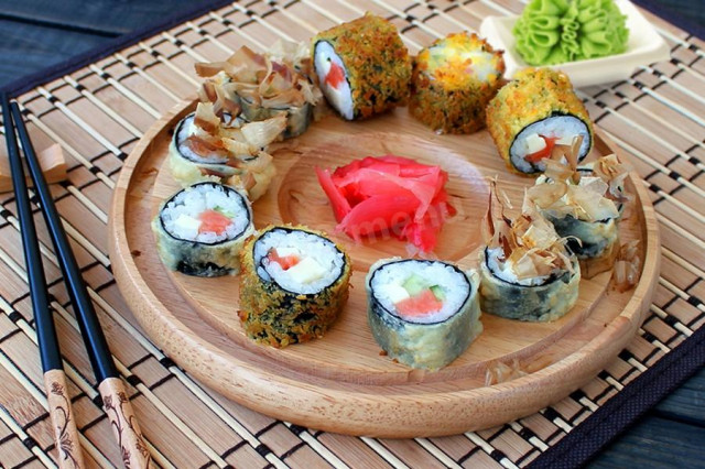 Tempura with processed cheese, cucumbers and salmon