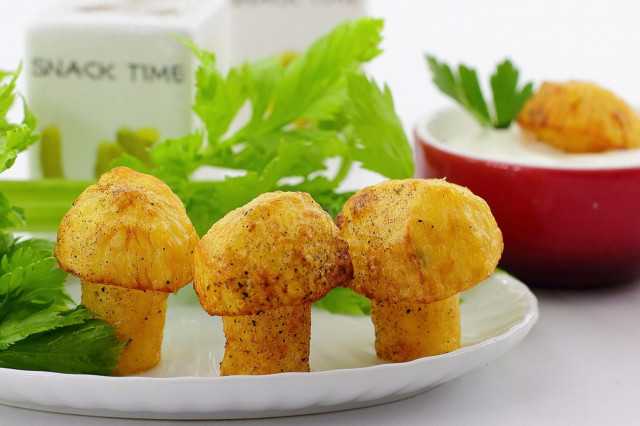 Deep-fried potato mushrooms