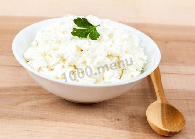 Homemade cottage cheese made from goat's milk