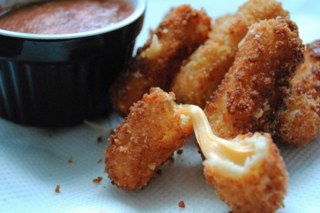 Cheese sticks fried in breadcrumbs