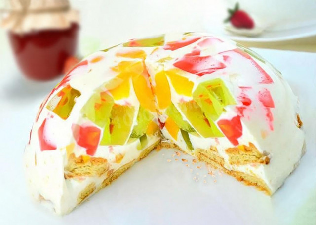 Broken glass cake with sour cream and jelly