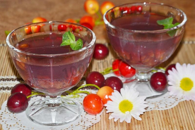 Cherry jelly on water with gelatin