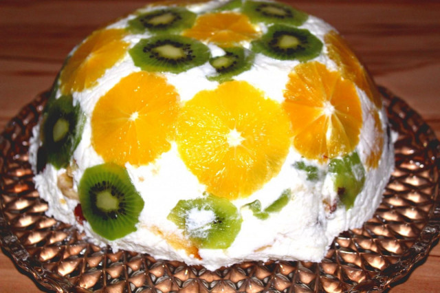 Summer Jelly cake with fruits