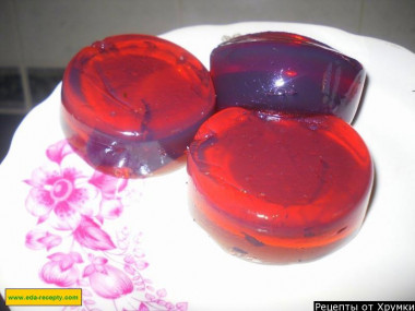 Jelly made of gelatin and wine