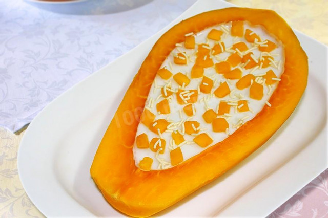 Dessert with papaya