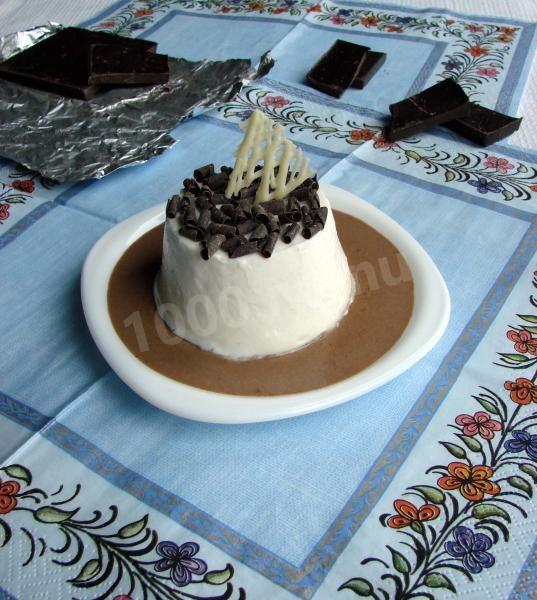 Cottage cheese mousse with chocolate jelly