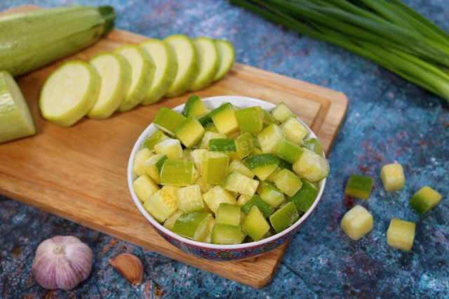 How to freeze zucchini for winter
