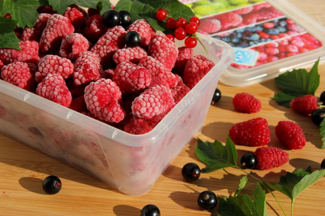 How to freeze berries for winter