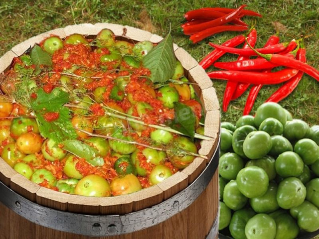 Green tomatoes in a barrel