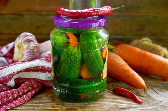 Pickled cucumbers with carrots