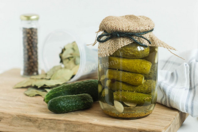 Pickled cucumbers with mustard for winter