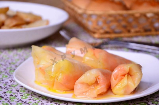 Pickled Korean cabbage rolls in Korean with carrots