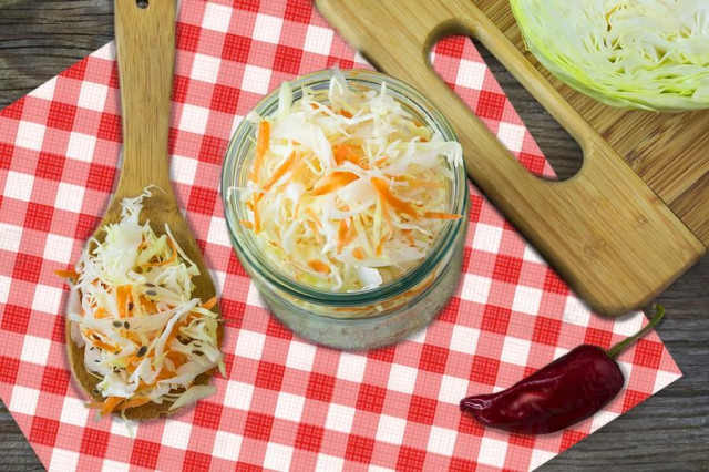 Delicious pickled cabbage for winter with vinegar - blank