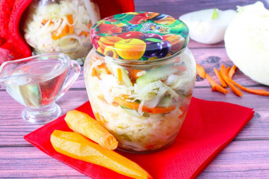 Cabbage salad with cucumbers for winter