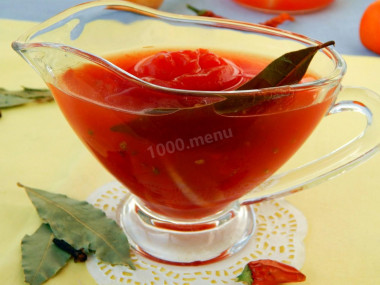 Tomatoes in tomato paste with vinegar