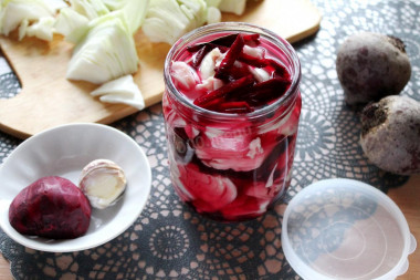 Cabbage Pill with beetroot for winter