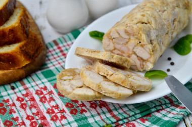 Chicken roll in a slow cooker