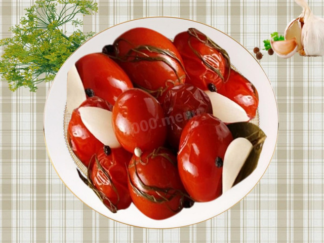 Tomatoes with tops and dill