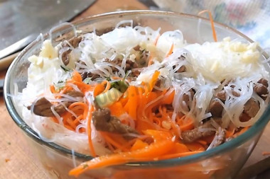 Funchosa salad with delicious Korean dressing