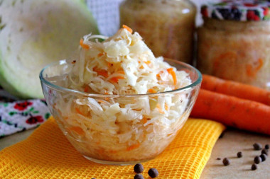 Quick aspic cabbage for winter