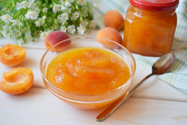 Apricot jam for winter five minutes