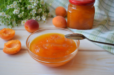 Apricot jam for winter five minutes