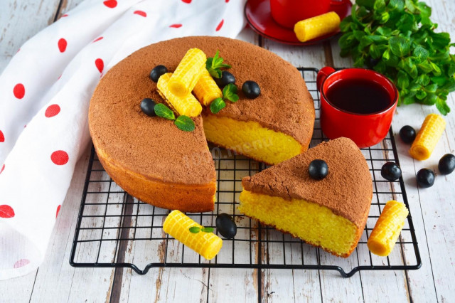 Sponge cake in a frying pan without ovens