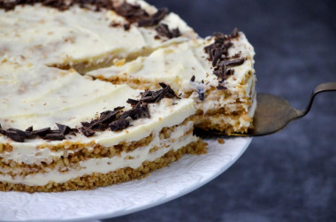 Ice cream cake without oven