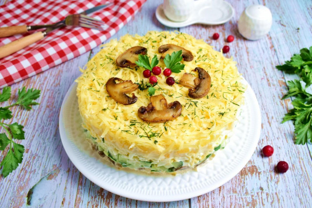 Salad with pineapple mushrooms and chicken in layers