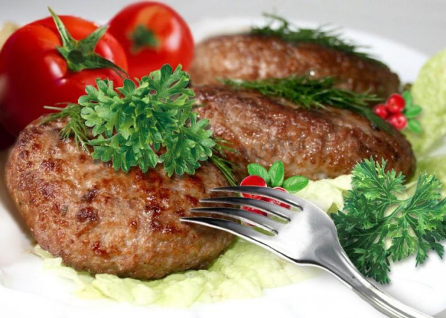 Cutlets without bread with potatoes, meat and soda