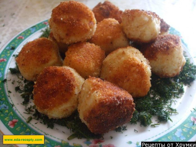Potato croquettes in breadcrumbs