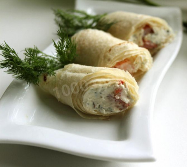 Cottage cheese rolls of lavash with shrimp