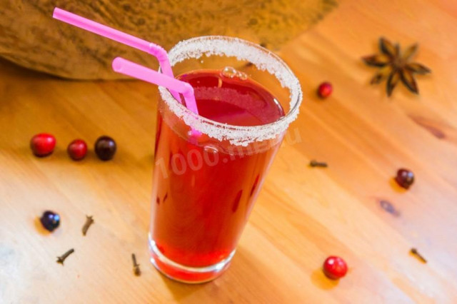 Cranberry juice made from fresh berries