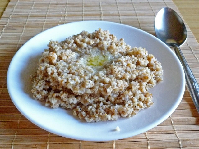 Crumbly barley porridge on water