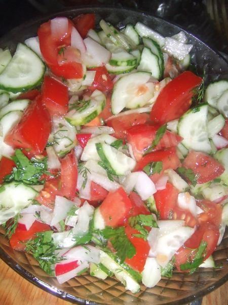 Summer salad tomatoes, cucumbers, radish
